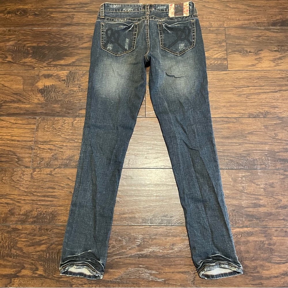 Marlow Women's Skinny Jeans in Dark Blue Wash